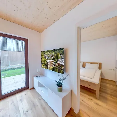 Urban-Apartmenthaus Zwischen Berg Und See Dornbirn Exterior photo