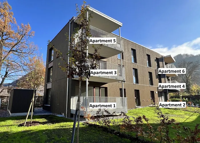 Urban-Apartmenthaus Zwischen Berg Und See